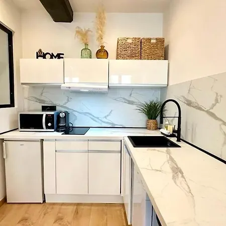 Appartement St Pierre - 1 Bedroom - Valmy *
